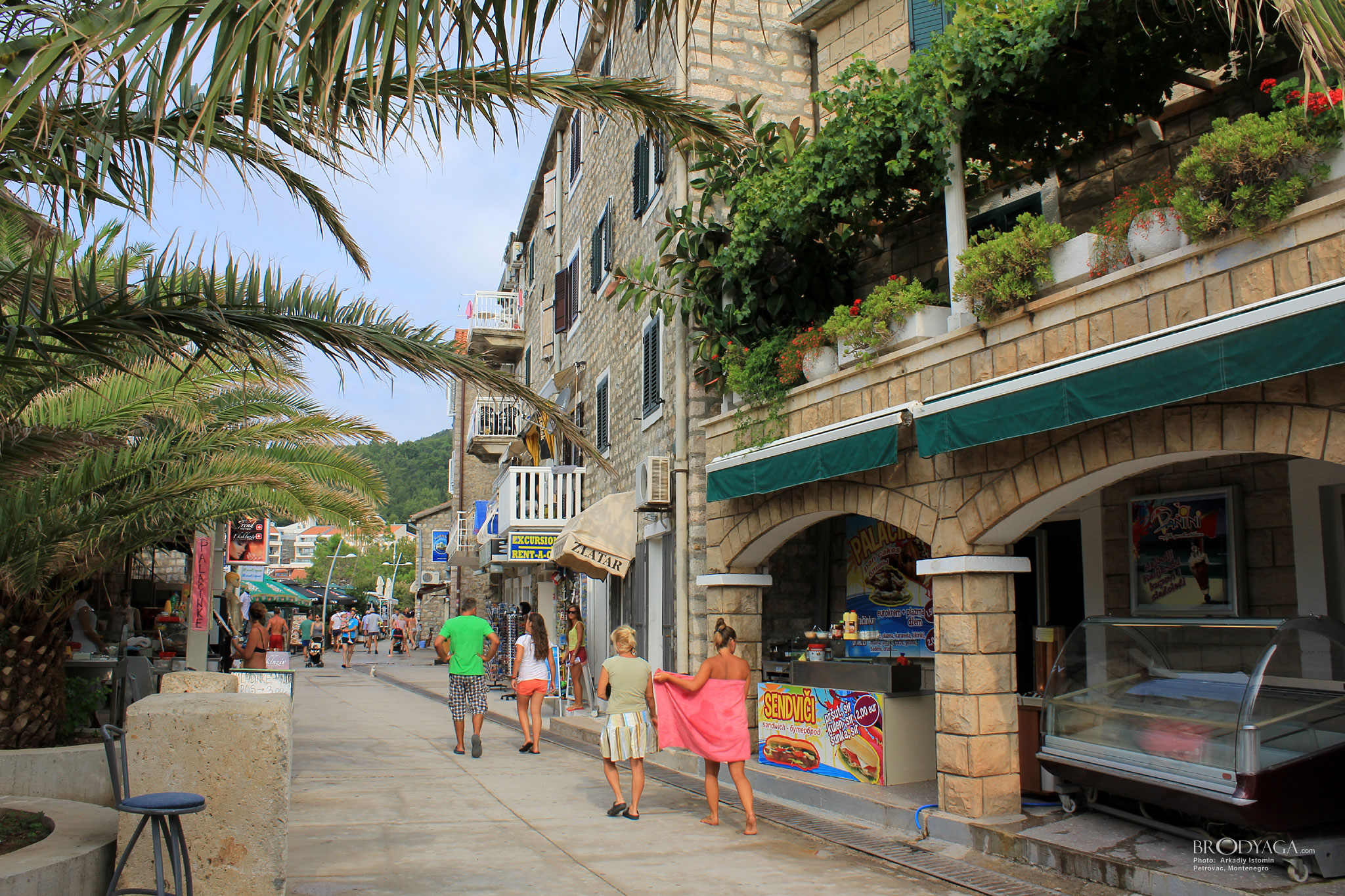 Petrovac na Moru (Петровац на Мору)
